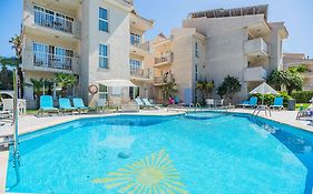 Apartamentos Massol